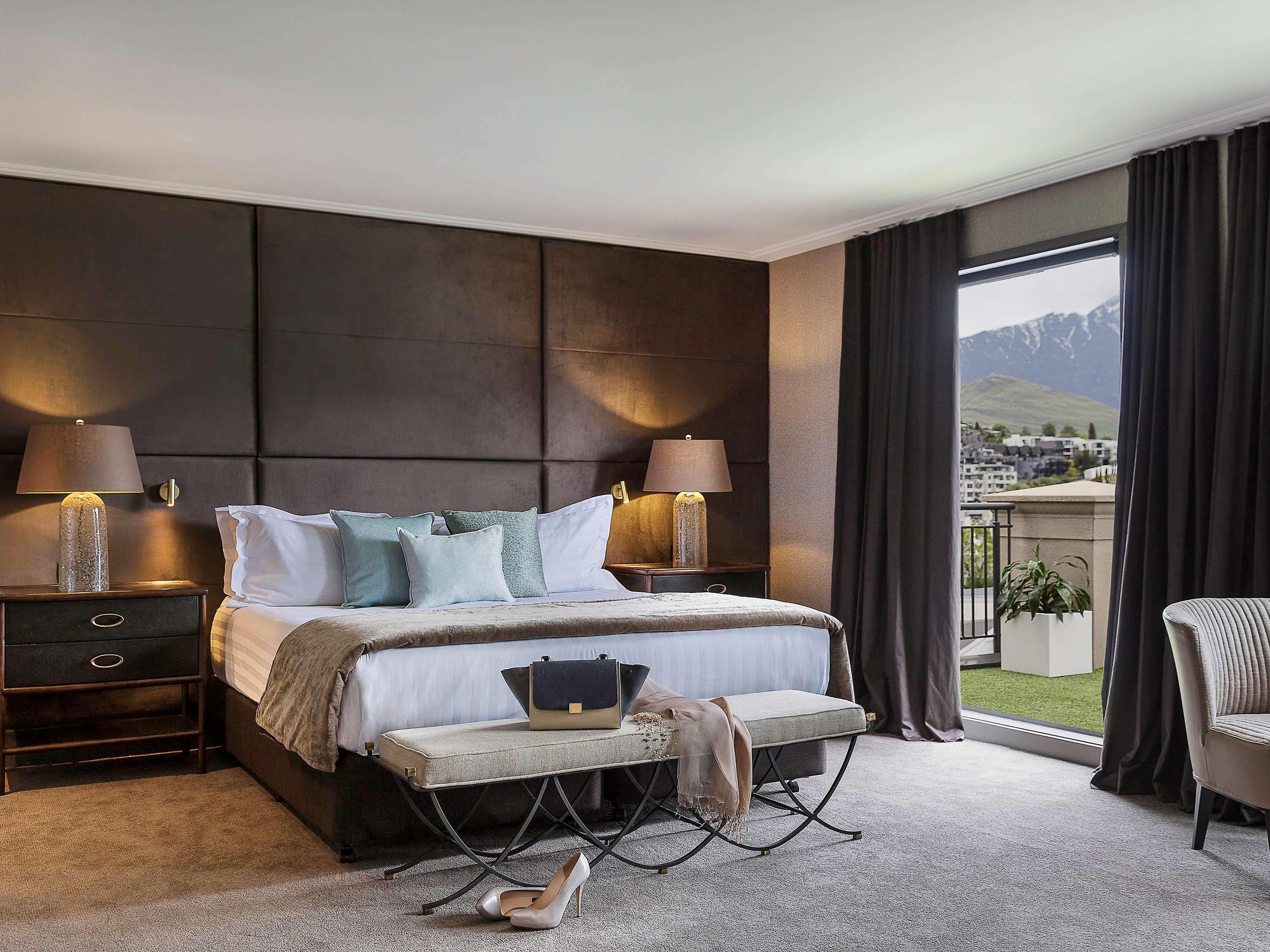 Sofitel & Hotel 5*
