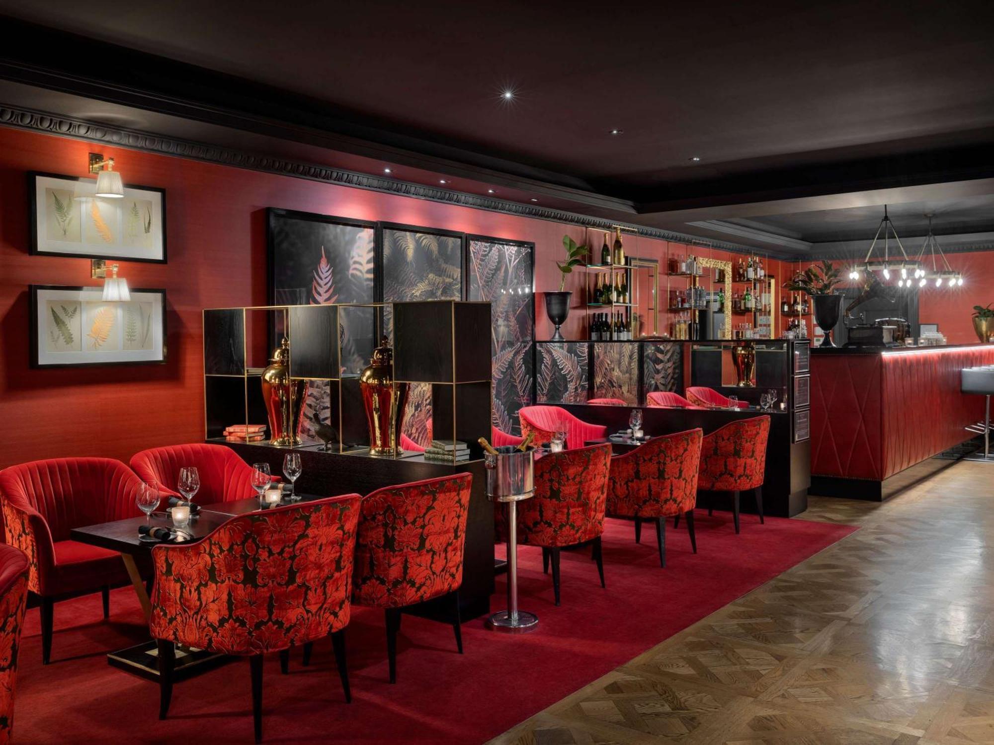 Sofitel & 5*