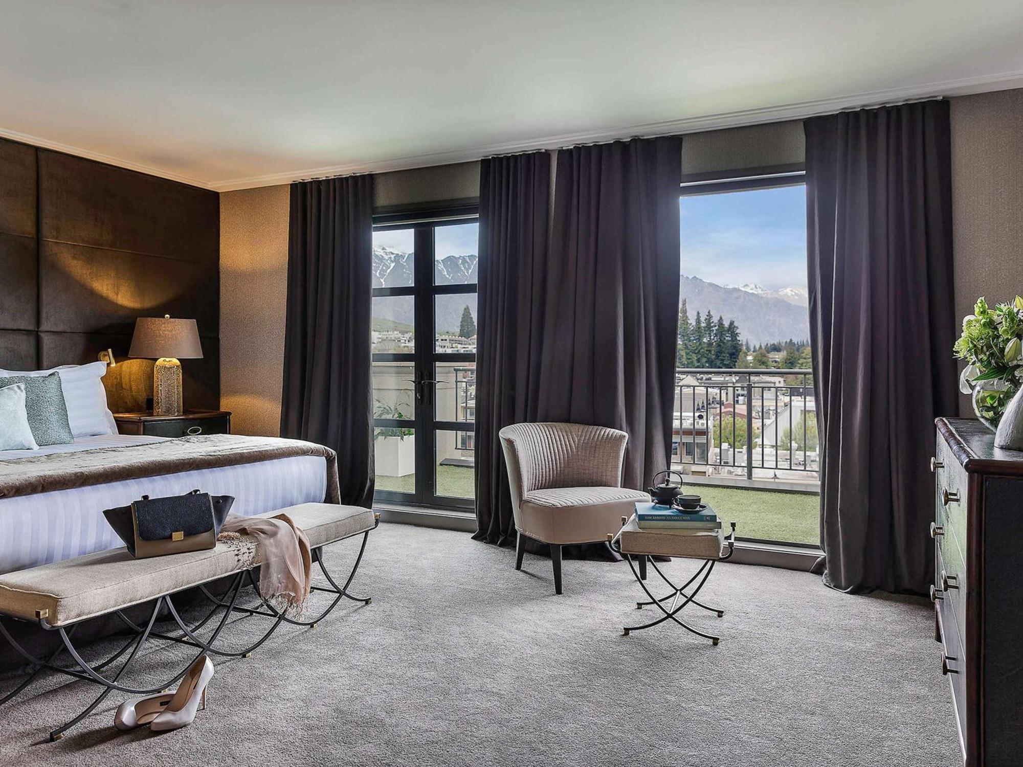 Hotel Sofitel & 5*